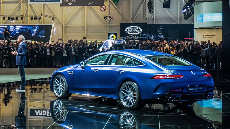 Mercedes-Benz AMG GT 4 cửa - đối thủ mới của Porsche Panamera